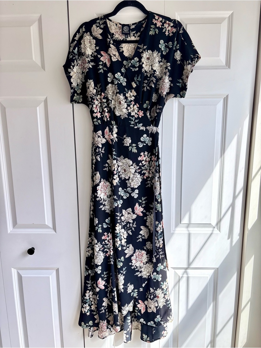 Bobeau Black Floral Wrap Maxi Dress Size Small